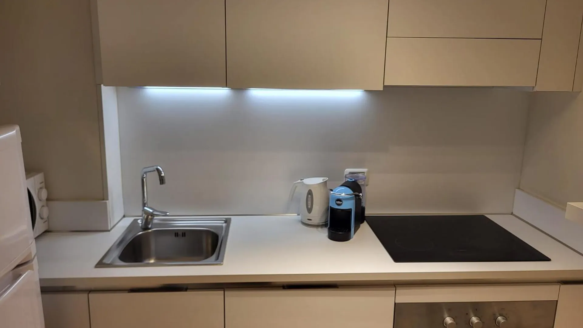 Maria Holiday Homes -Vitruvio 42 Appartamenti Mailand Apartment