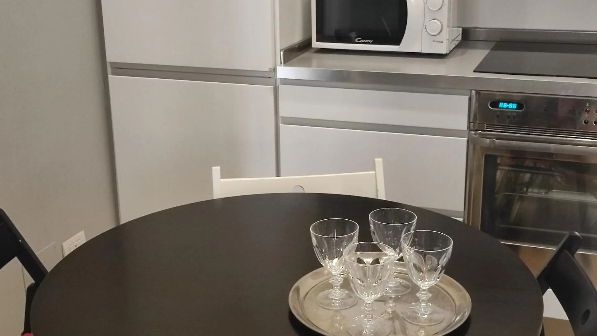 Maria Holiday Homes -Vitruvio 42 Appartamenti Mailand